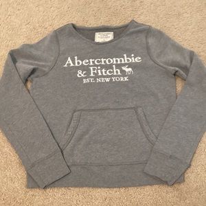 Abercrombie & Fitch | Gray Pullover Distressed Hoodie with Front Pocket | Sz S